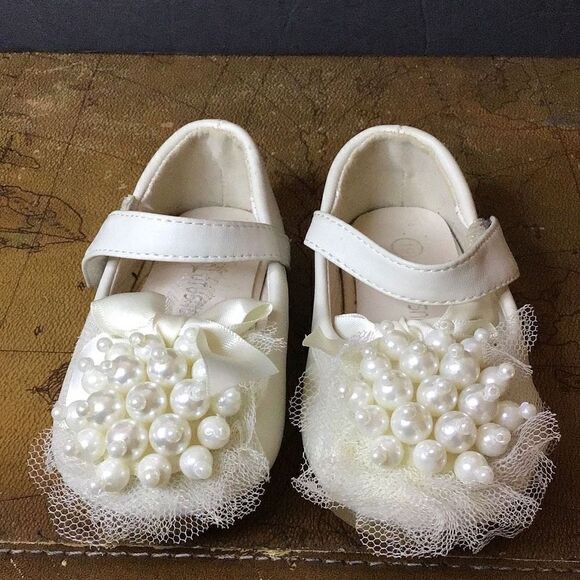 Shoes toddler girls shoes size 19 by malotusnee - Picture 1 of 6